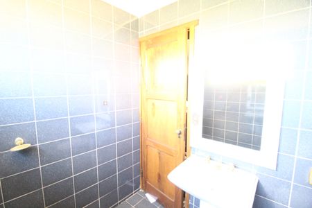 Casa para alugar com 564m², 5 quartos e 4 vagasBanheiro da Suíte 1