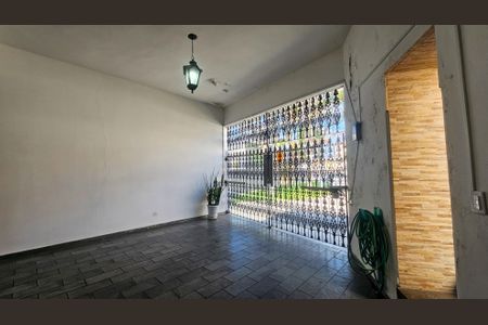 Casa para alugar com 420m², 3 quartos e 4 vagas Casa para alugar com 420m², 3 quartos e 4 vagasGaragem
