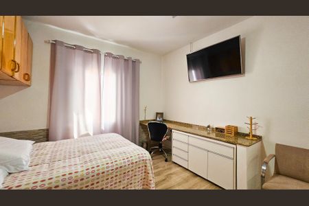 Casa para alugar com 420m², 3 quartos e 4 vagas Casa para alugar com 420m², 3 quartos e 4 vagasQuarto 2