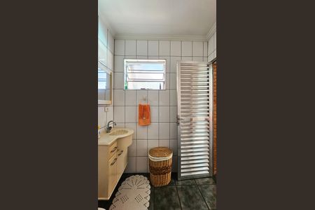 Casa para alugar com 420m², 3 quartos e 4 vagas Casa para alugar com 420m², 3 quartos e 4 vagasBanheiro 2