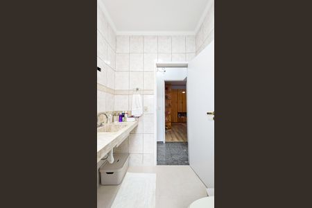 Casa para alugar com 420m², 3 quartos e 4 vagas Casa para alugar com 420m², 3 quartos e 4 vagasBanheiro