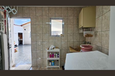 Casa para alugar com 420m², 3 quartos e 4 vagas Casa para alugar com 420m², 3 quartos e 4 vagasÁrea de Serviço