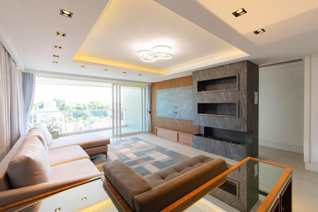 Apartamento à venda com 158m², 2 quartos e 3 vagasSala