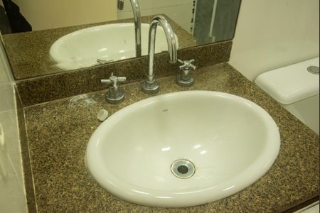 Apartamento à venda com 75m², 3 quartos e 2 vagasBanheiro