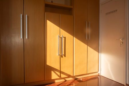 Apartamento à venda com 75m², 3 quartos e 2 vagasSuíte