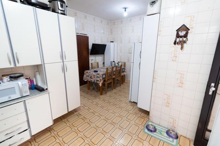 Casa à venda com 140m², 3 quartos e 2 vagasCozinha