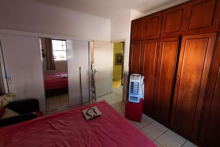 Casa à venda com 140m², 3 quartos e 2 vagasSuíte 