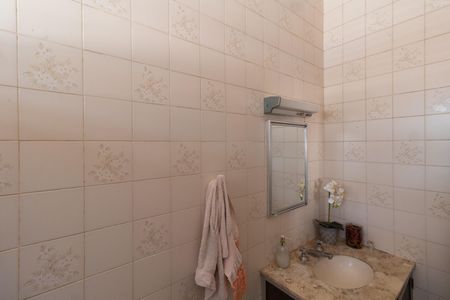 Casa à venda com 140m², 3 quartos e 2 vagasBanheiro da Suíte 