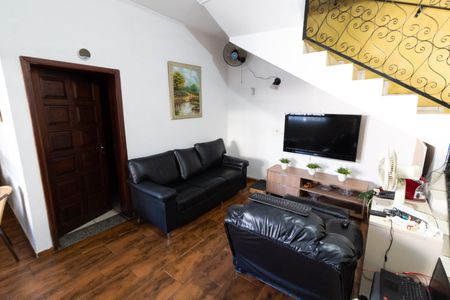 Casa à venda com 140m², 3 quartos e 2 vagasSala