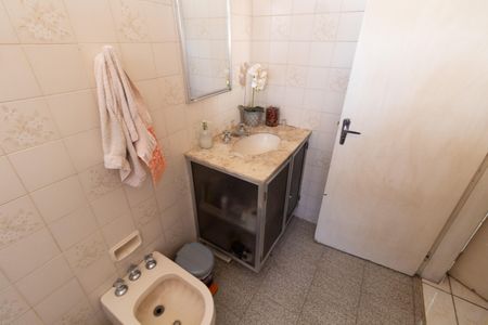 Casa à venda com 140m², 3 quartos e 2 vagasBanheiro da Suíte 