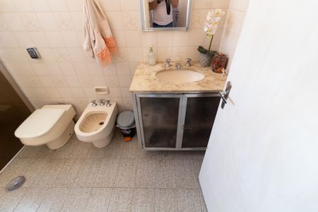 Casa à venda com 140m², 3 quartos e 2 vagasBanheiro da Suíte 