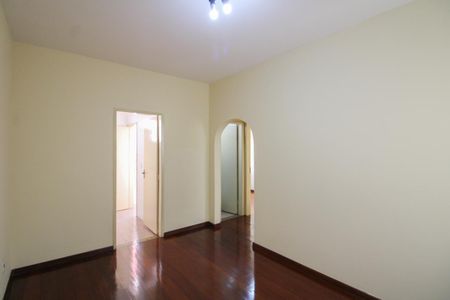 Apartamento à venda com 60m², 2 quartos e 1 vaga Apartamento à venda com 60m², 2 quartos e 1 vagaSala