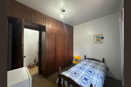 Casa à venda com 170m², 2 quartos e 2 vagasSuíte