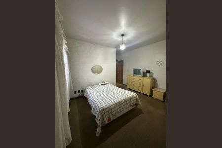 Casa à venda com 170m², 2 quartos e 2 vagasSuíte 2