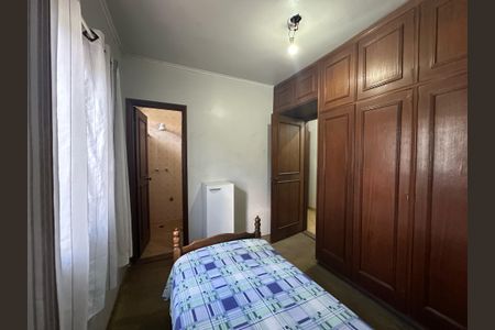 Casa à venda com 170m², 2 quartos e 2 vagasSuíte