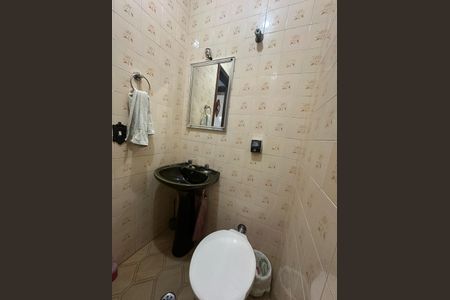 Casa à venda com 170m², 2 quartos e 2 vagasBanheiro