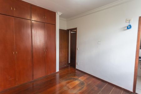 Apartamento à venda com 90m², 3 quartos e 2 vagasSuíte