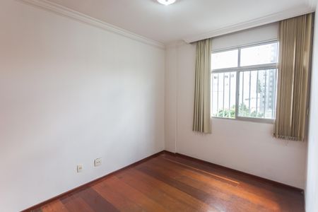 Apartamento à venda com 90m², 3 quartos e 2 vagasQuarto 1