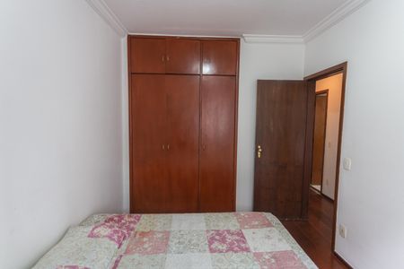 Apartamento à venda com 90m², 3 quartos e 2 vagasQuarto 2