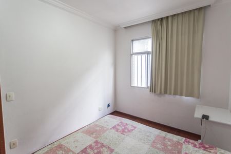 Apartamento à venda com 90m², 3 quartos e 2 vagasQuarto 2