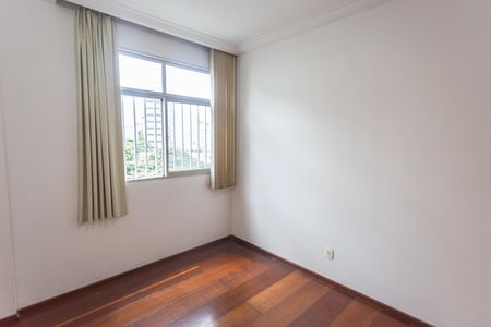 Apartamento à venda com 90m², 3 quartos e 2 vagasQuarto 1