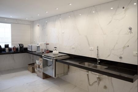 Apartamento à venda com 157m², 2 quartos e 2 vagasCozinha