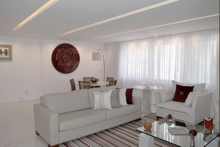 Apartamento à venda com 157m², 2 quartos e 2 vagasSala de estar