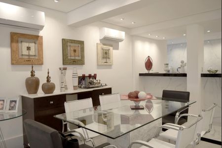 Apartamento à venda com 157m², 2 quartos e 2 vagasSala de jantar