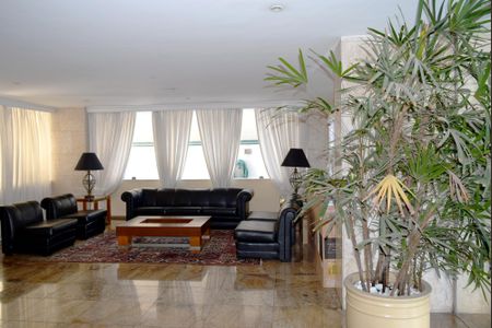 Apartamento à venda com 157m², 2 quartos e 2 vagasÁrea comum - Hall de entrada