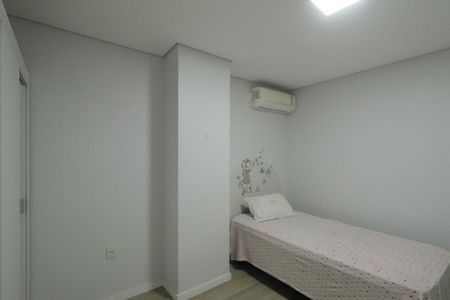 Casa à venda com 261m², 3 quartos e 3 vagasQuarto 2