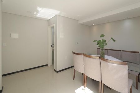 Casa à venda com 261m², 3 quartos e 3 vagasSala