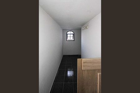 Casa para alugar com 240m², 3 quartos e 2 vagas Casa para alugar com 240m², 3 quartos e 2 vagasCloset