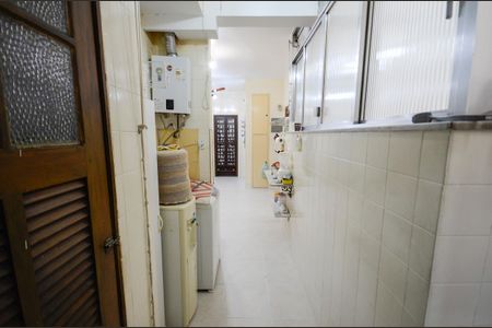 Apartamento para alugar com 125m², 3 quartos e 1 vagaÁrea de Serviço