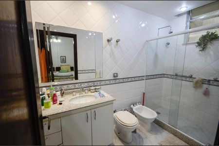 Apartamento para alugar com 125m², 3 quartos e 1 vagaBanheiro da Suíte