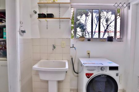 Apartamento à venda com 92m², 3 quartos e 2 vagasLavanderia