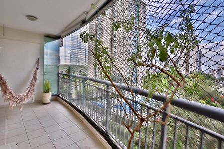 Apartamento à venda com 92m², 3 quartos e 2 vagasSacada