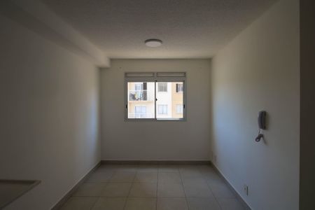 Sala/Cozinha de apartamento para alugar com 2 quartos, 33m² em Jardim Santa Adelia, São Paulo
