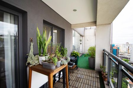 Apartamento à venda com 107m², 2 quartos e 1 vagaVaranda suite 2