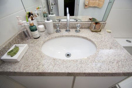 Apartamento à venda com 107m², 2 quartos e 1 vagaBanheiro da Suíte 2