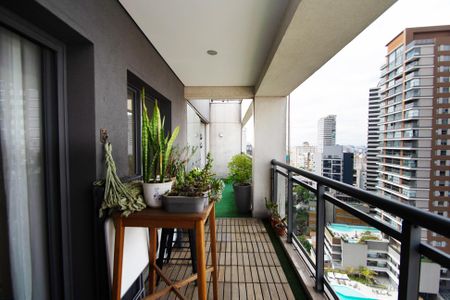 Apartamento à venda com 107m², 2 quartos e 1 vagaVaranda suite 2