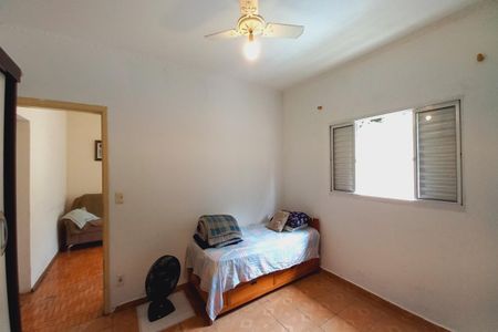 Casa à venda com 172m², 6 quartos e 4 vagas Casa à venda com 172m², 6 quartos e 4 vagasQuarto 1