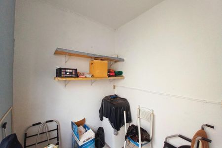 Casa à venda com 172m², 6 quartos e 4 vagas Casa à venda com 172m², 6 quartos e 4 vagasQuarto 2