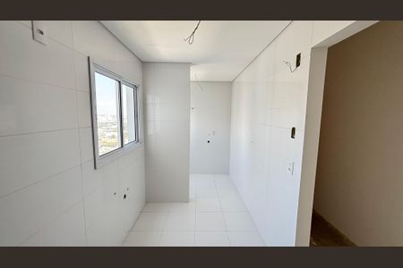 Apartamento à venda com 64m², 2 quartos e 2 vagasCozinha