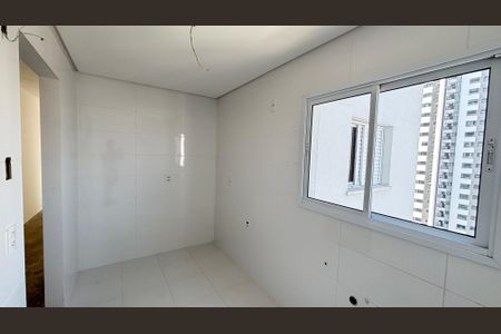 Apartamento à venda com 64m², 2 quartos e 2 vagasCozinha