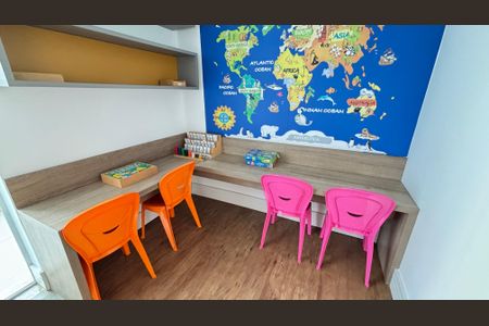 Apartamento à venda com 64m², 2 quartos e 2 vagasÁrea comum - Brinquedoteca