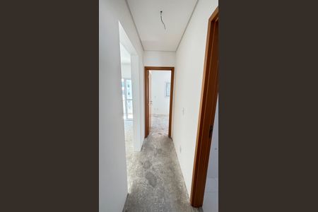 Apartamento à venda com 64m², 2 quartos e 2 vagasCorredor