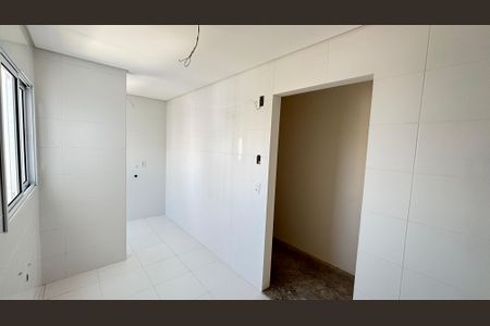 Apartamento à venda com 64m², 2 quartos e 2 vagasCozinha