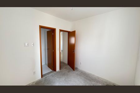 Apartamento à venda com 64m², 2 quartos e 2 vagasSuíte