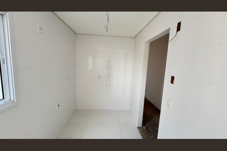 Apartamento à venda com 64m², 2 quartos e 2 vagasCozinha