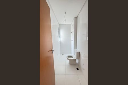 Apartamento à venda com 64m², 2 quartos e 2 vagasBanheiro